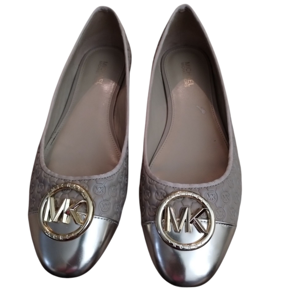 Michael Kors Gold and Beige Ballet Flats with Gold Logo Size 7 1/2
